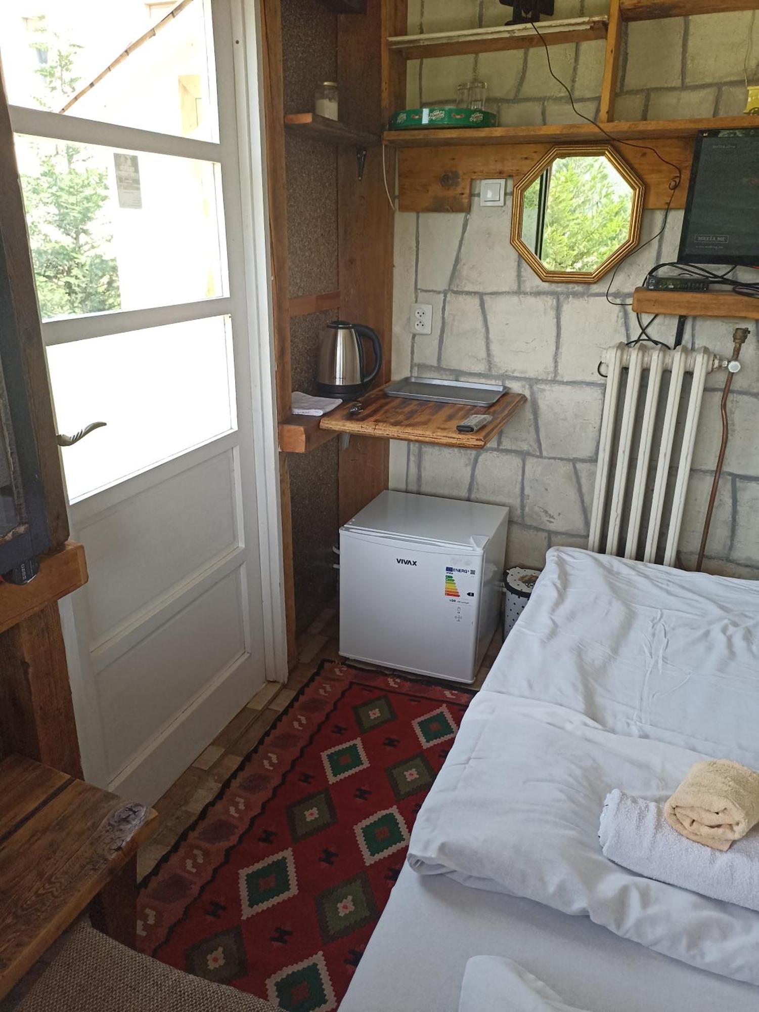 Belette Apartments Nikšić Zimmer foto